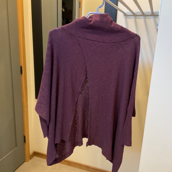 22. Free People FP Beach World Traveler Cowl Neck Split Back Sweater Size L - Picture 4 of 6